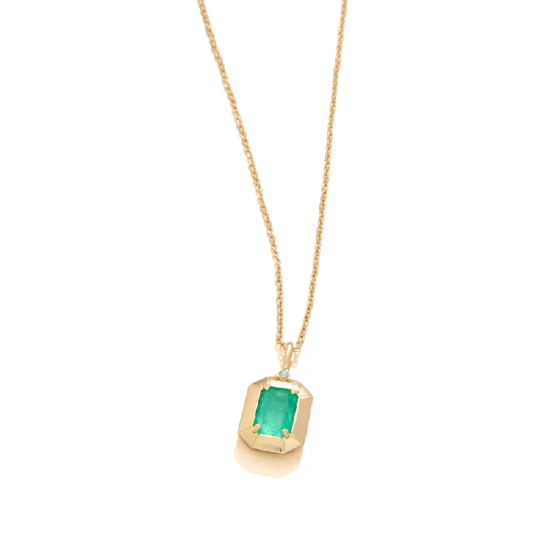 Elegant Designs, Unbeatable Discounts – Shop Jewelry Now Spartina Petite Chateau Necklace 17" Ocean Green Elegant Designs, Unbeatable Discounts – Shop Jewelry Now Spartina Petite Chateau Necklace 17" Ocean Green