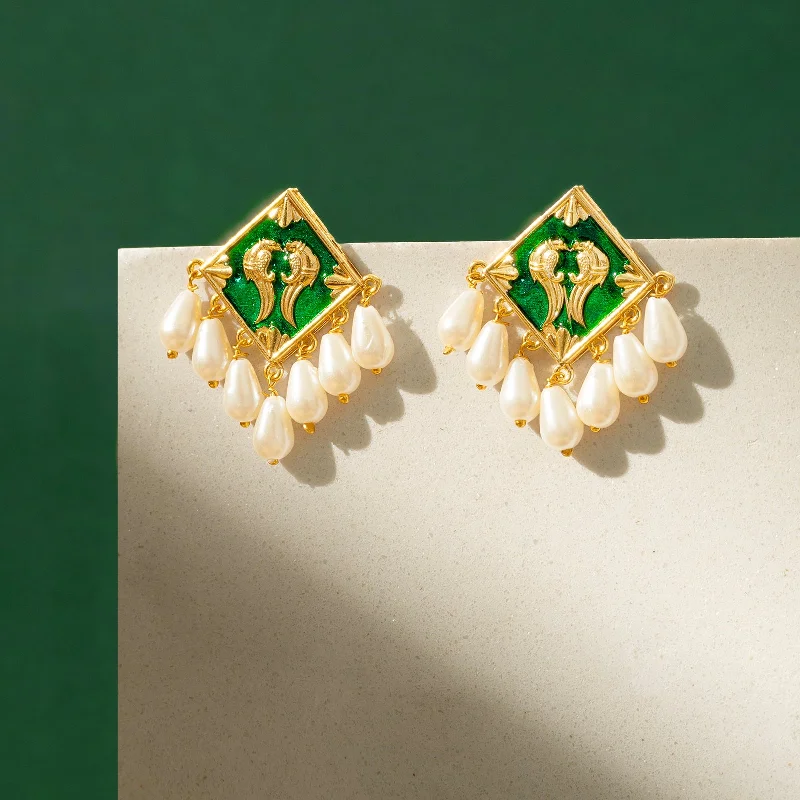 Discounted Luxury Jewelry – Shine Without The Splurge Crazy Kiya Re Light Green & Dark Green Truck Art Earrings Discounted Luxury Jewelry – Shine Without The Splurge Crazy Kiya Re Light Green & Dark Green Truck Art Earrings