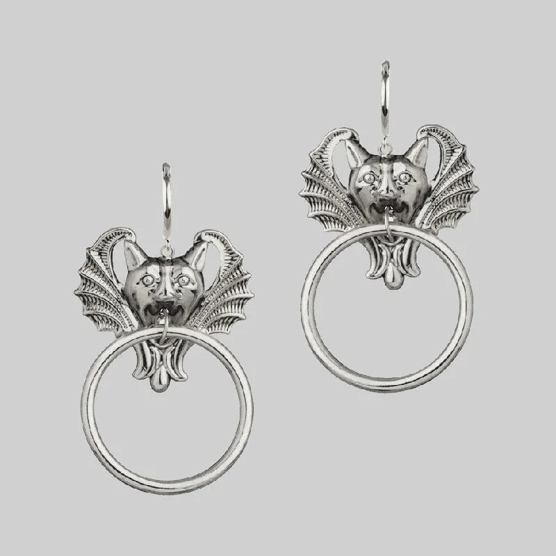 Elegant Jewelry Pieces At Unbelievable Prices DRAKKAR. Gargoyle Knocker Hoop Earrings - Silver Elegant Jewelry Pieces At Unbelievable Prices DRAKKAR. Gargoyle Knocker Hoop Earrings - Silver