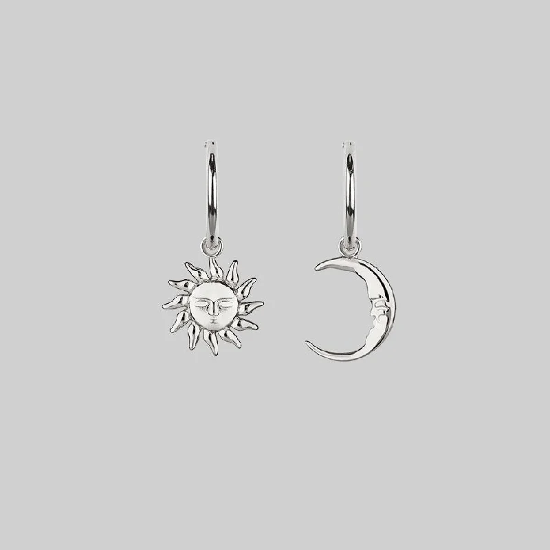 Shop Dazzling Jewelry At The Best Prices ELIN. Sun & Moon Hoop Earrings - Silver