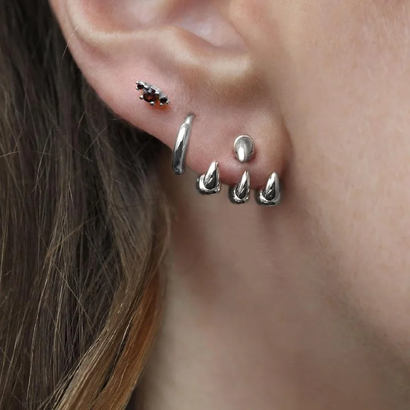 Unmissable Jewelry Clearance – Final Reductions NASRA. Silver Claw Earring - Lobe/Helix Unmissable Jewelry Clearance – Final Reductions NASRA. Silver Claw Earring - Lobe/Helix