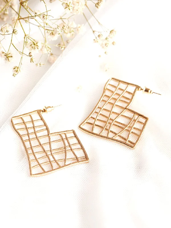 Luxury Meets Affordability – Jewelry Sale Live Now Rubans Gold Plated Handcrafted Drop Earring Luxury Meets Affordability – Jewelry Sale Live Now Rubans Gold Plated Handcrafted Drop Earring