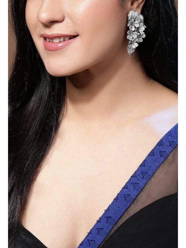 Elegant Jewelry Pieces At Unbelievable Prices Rubans Silver Plated Handcrafted Oxidised Filigree Floral Drop Earrings Elegant Jewelry Pieces At Unbelievable Prices Rubans Silver Plated Handcrafted Oxidised Filigree Floral Drop Earrings