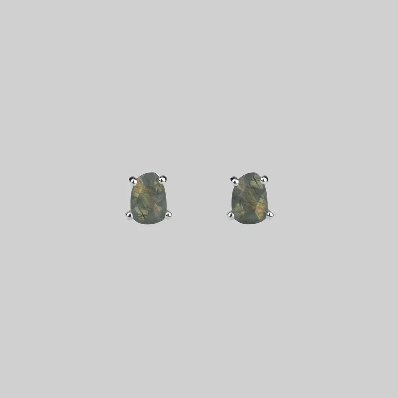 Beautiful Jewelry, Breathtaking Discounts – Hurry In RUNE. Labradorite Slice Silver Earrings Beautiful Jewelry, Breathtaking Discounts – Hurry In RUNE. Labradorite Slice Silver Earrings
