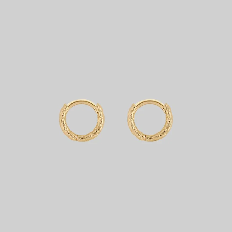 Fashion-Forward Jewelry At Incredible Prices VEGA. Snake Skin Clicker Hoop Earrings - Gold Fashion-Forward Jewelry At Incredible Prices VEGA. Snake Skin Clicker Hoop Earrings - Gold
