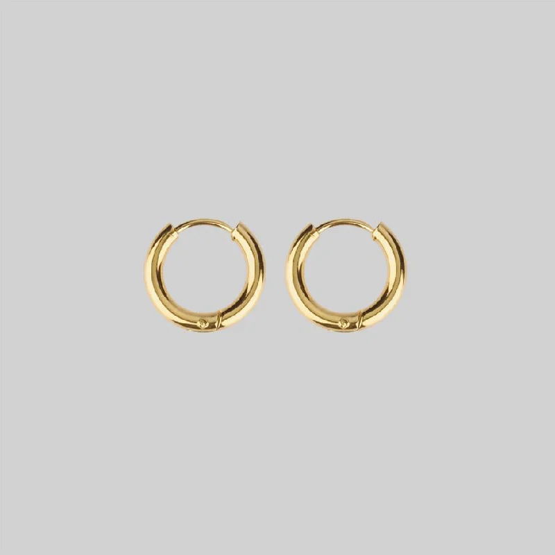 Unbeatable Offers On Luxury And Everyday Jewelry VITA. Hinge Huggie Hoop Earrings - Gold Unbeatable Offers On Luxury And Everyday Jewelry VITA. Hinge Huggie Hoop Earrings - Gold