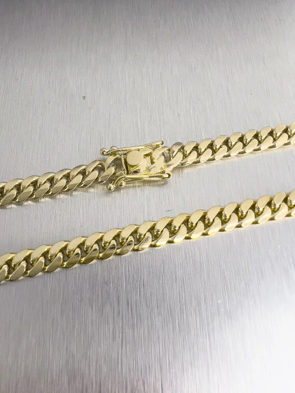 Personalized Jewelry At Special Discount Rates 14k Yellow Gold Miami Cuban Curb Link 6.70mm Chain Necklace 24" 83.0g Personalized Jewelry At Special Discount Rates 14k Yellow Gold Miami Cuban Curb Link 6.70mm Chain Necklace 24" 83.0g