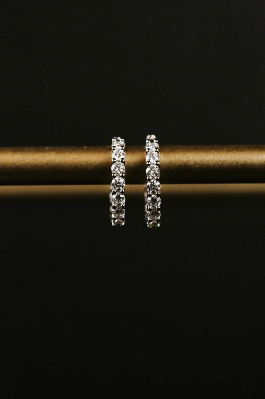 Discounted Jewelry For A Glamorous Look 2.6 Carat Moissante Huggies