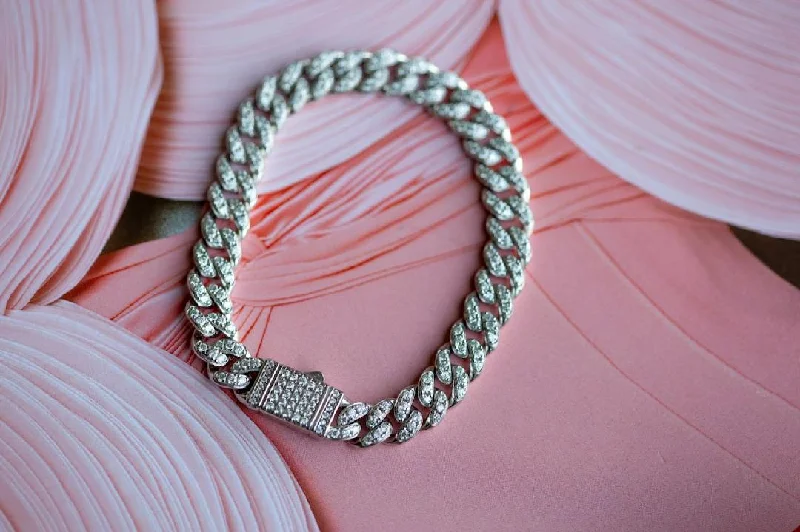Elegant Jewelry, Affordable Luxury – Shop Now Frosted Cuban Link Moissanite .925 Sterling Silver Bracelet Elegant Jewelry, Affordable Luxury – Shop Now Frosted Cuban Link Moissanite .925 Sterling Silver Bracelet