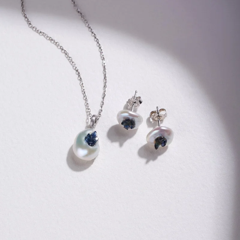 Sparkle On A Budget – Fine Jewelry For Less Piccolo Point Collection Freshwater Pearl Pendant and Stud Earrings Set with Blue Sapphire Sparkle On A Budget – Fine Jewelry For Less Piccolo Point Collection Freshwater Pearl Pendant and Stud Earrings Set with Blue Sapphire