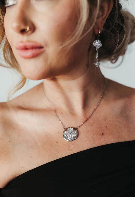 Luxury Jewelry Sale – Elegant Styles At Unbeatable Prices Blossom Up 2.0 316L Stainless Steel Necklace Luxury Jewelry Sale – Elegant Styles At Unbeatable Prices Blossom Up 2.0 316L Stainless Steel Necklace